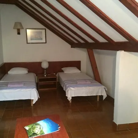Porat Hotel Pucisca
